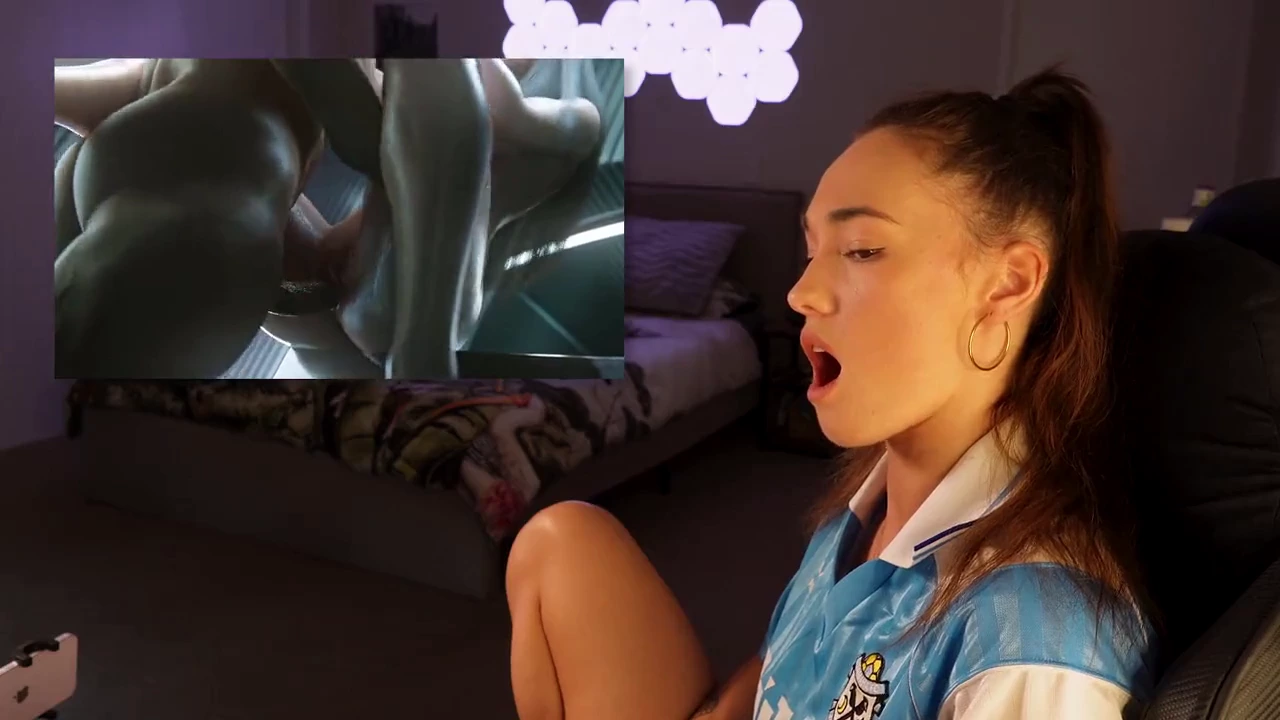 HD Porn: Teen Brunette in Threesome porn video